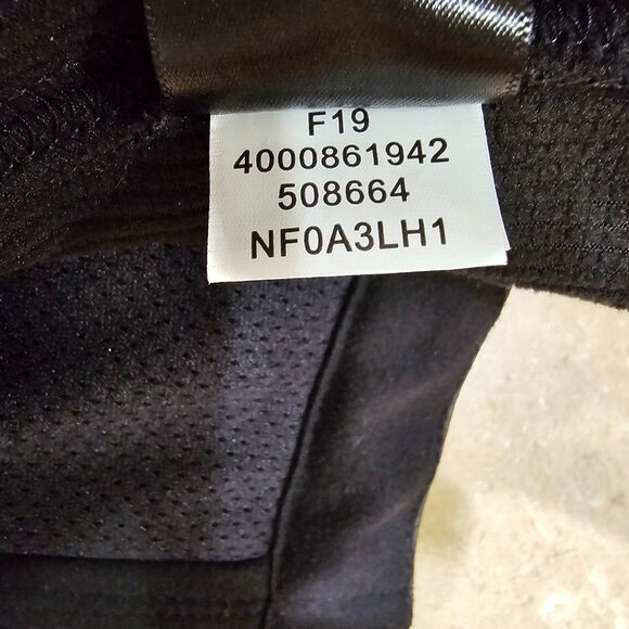 Women's‎ The North Face BF Goodrich 150 Years Vest Dark Gray/Black Size Small - Picture 9 of 9